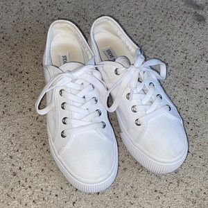 Steve Madden white platform sneakers